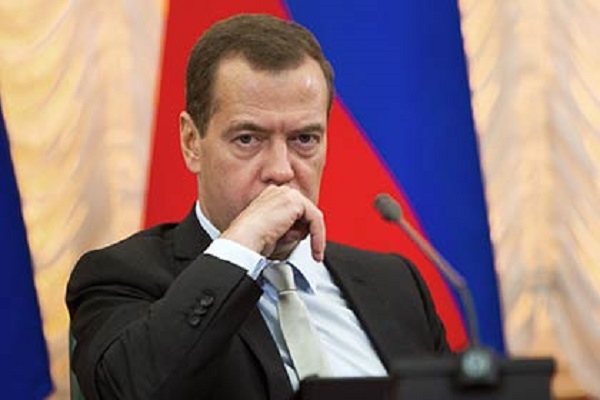 Петиция за отставку Медведева набрала более 150 тыс. голосов